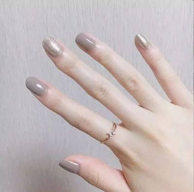 百搭美甲