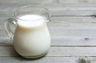 喝纯牛奶会长高吗?多喝牛奶能长高吗?