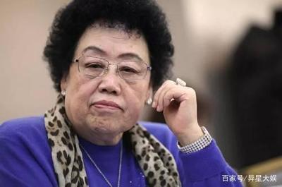 陈丽华面相