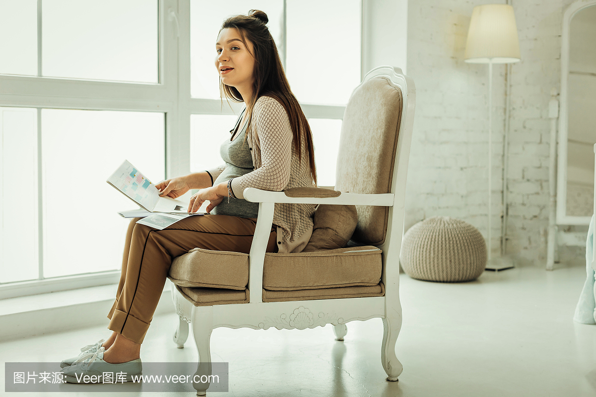 孕妇梦到拍照