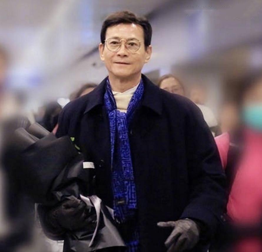 铝木门可以装指纹锁吗