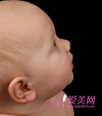 宝宝多大能喝鲜奶