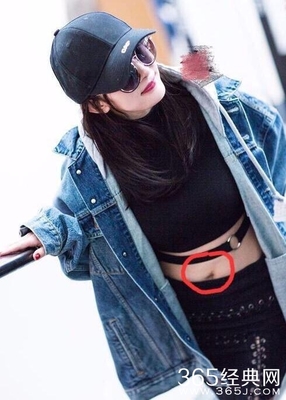肚脐眼发黑是怎么回事