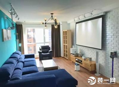 吊顶 幕布 投影仪