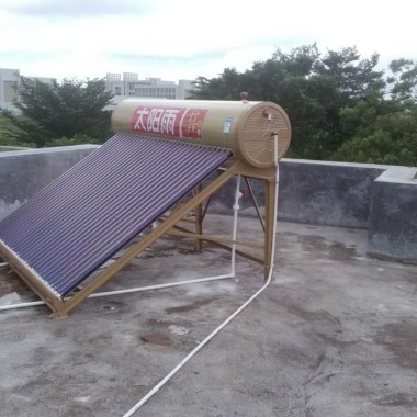 太阳能空气能热水器组合安装方法