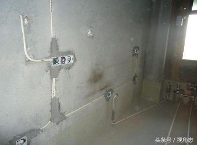 厨房卫生间水管走墙壁