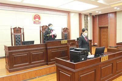 法官被判刑