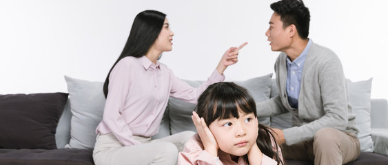 三个小孩离婚能全要吗