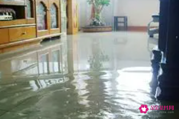 梦见房子被水淹了一半