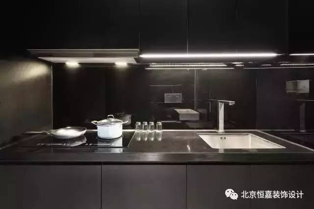 厨房的灯光设计方案