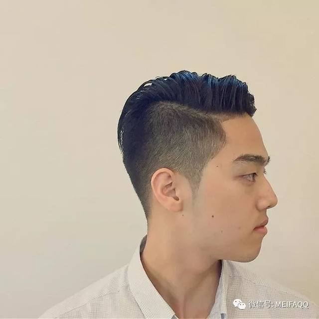 中年男子发型