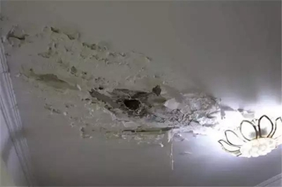 厨房天花吊顶滴水
