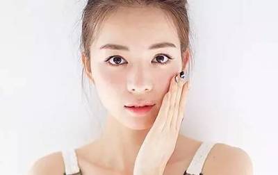 挤痘痘会导致红血丝吗