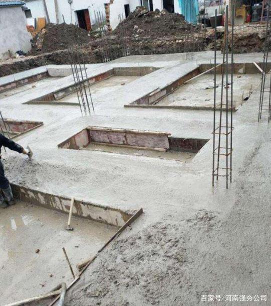 盖房子打地基
