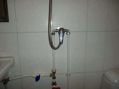 热水器混水阀在哪