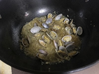 蛤蜊粉丝煲做法大全家常