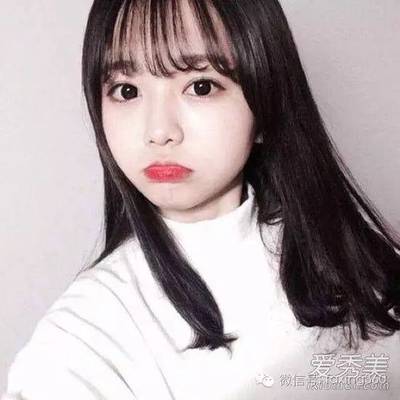 空气刘海黑色好看吗