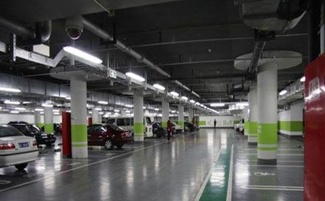室内停车场