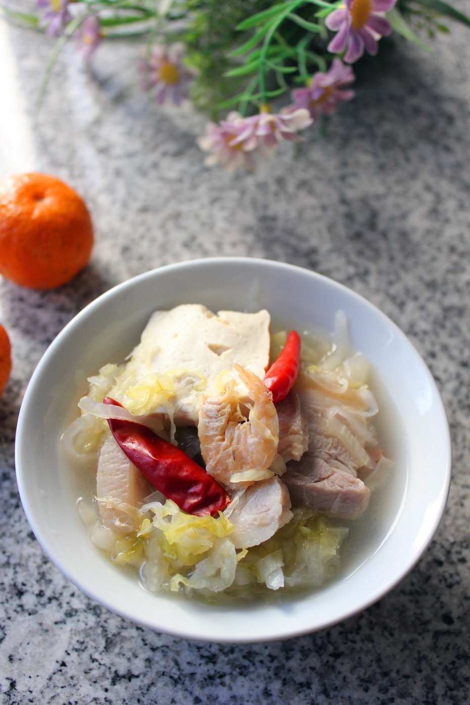 酸菜煮豆腐