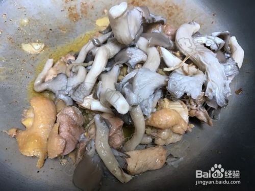 平菇炒鸡肉汤做法大全家常