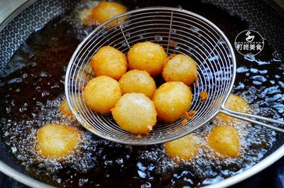 炸土豆丸子