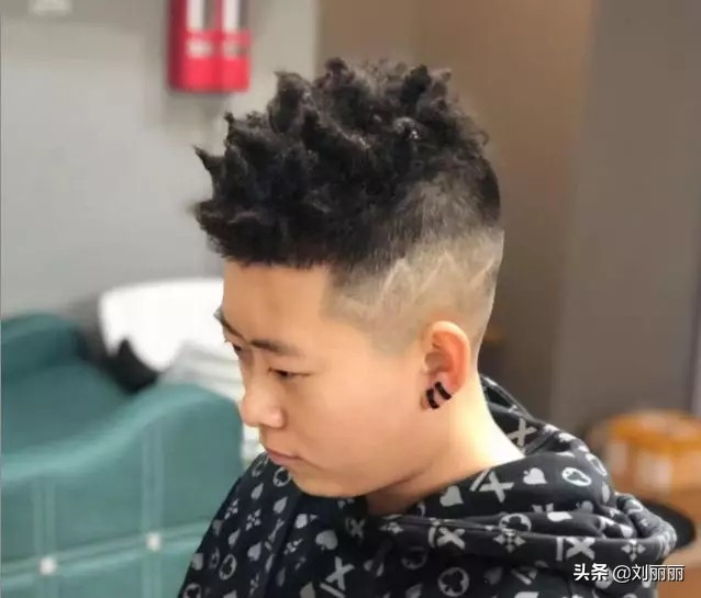 现在发型
