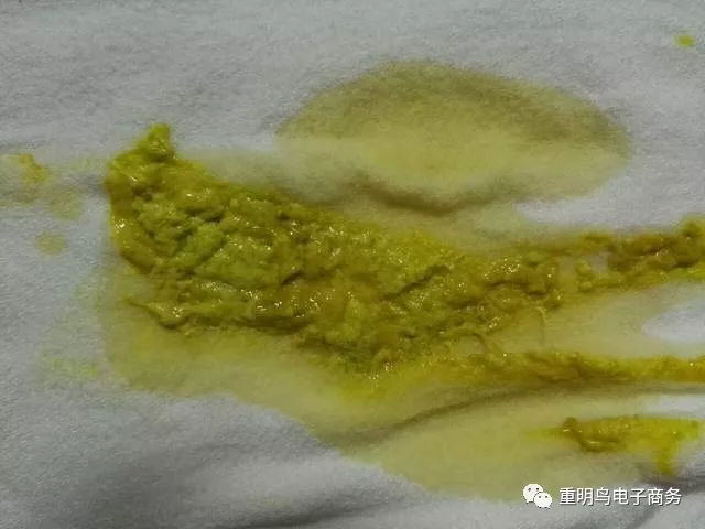 宝宝血便图片