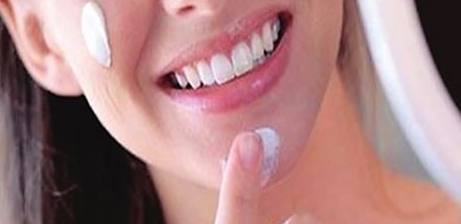 用牙膏涂痘痘要敷多久