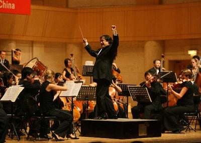 俄罗斯民族音乐之父格林卡创作上演古典歌剧《伊凡·苏萨宁》