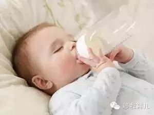 婴儿喝奶粉上火怎么办