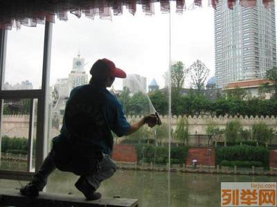 擦玻璃多少钱