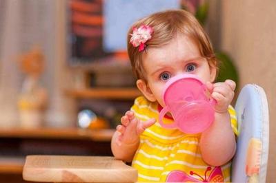 一岁宝宝喝多少苹果汁