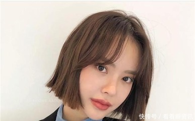 圆脸短发好看还是长发