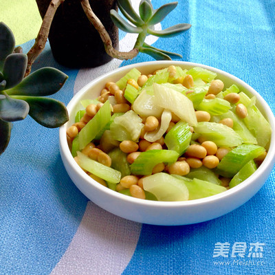 黄豆西芹的做法大全家常菜