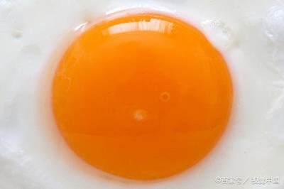 蛋黄颜色深浅有什么区别