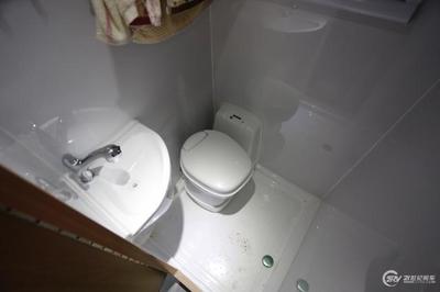 厨房灶台墙外座便器可以吗