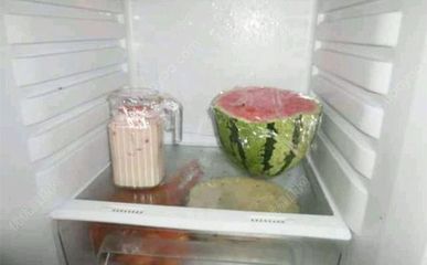切好的西瓜放冰箱隔夜能吃吗
