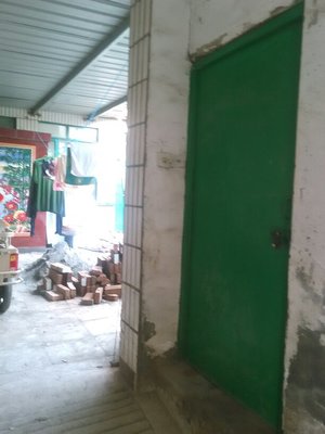 家里大门冲厨房