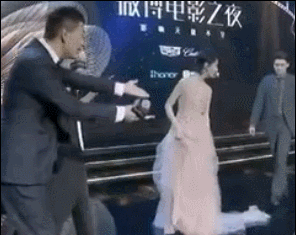 老板夸你裙子好看