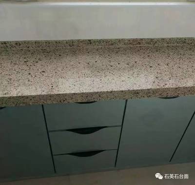 橱柜石英石台面上翻多少