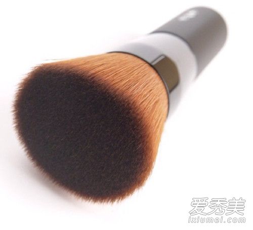粉底刷什么牌子的好用