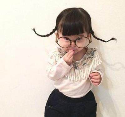 小孩短发怎么编好看
