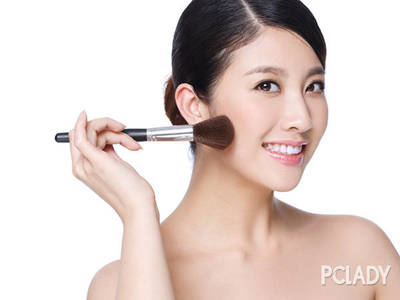 化妆品痘痘怎么回事