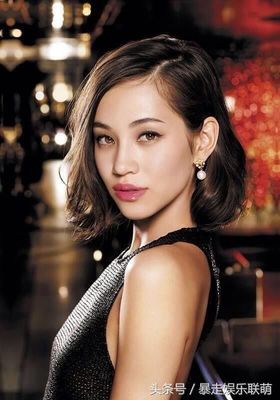 短发如何夹发夹