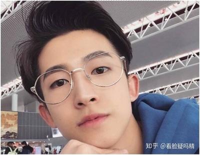 男生双眼皮好看还是单眼皮好看