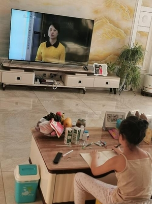 电脑接电视抖动