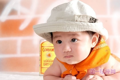 姓范的男孩名字大气点