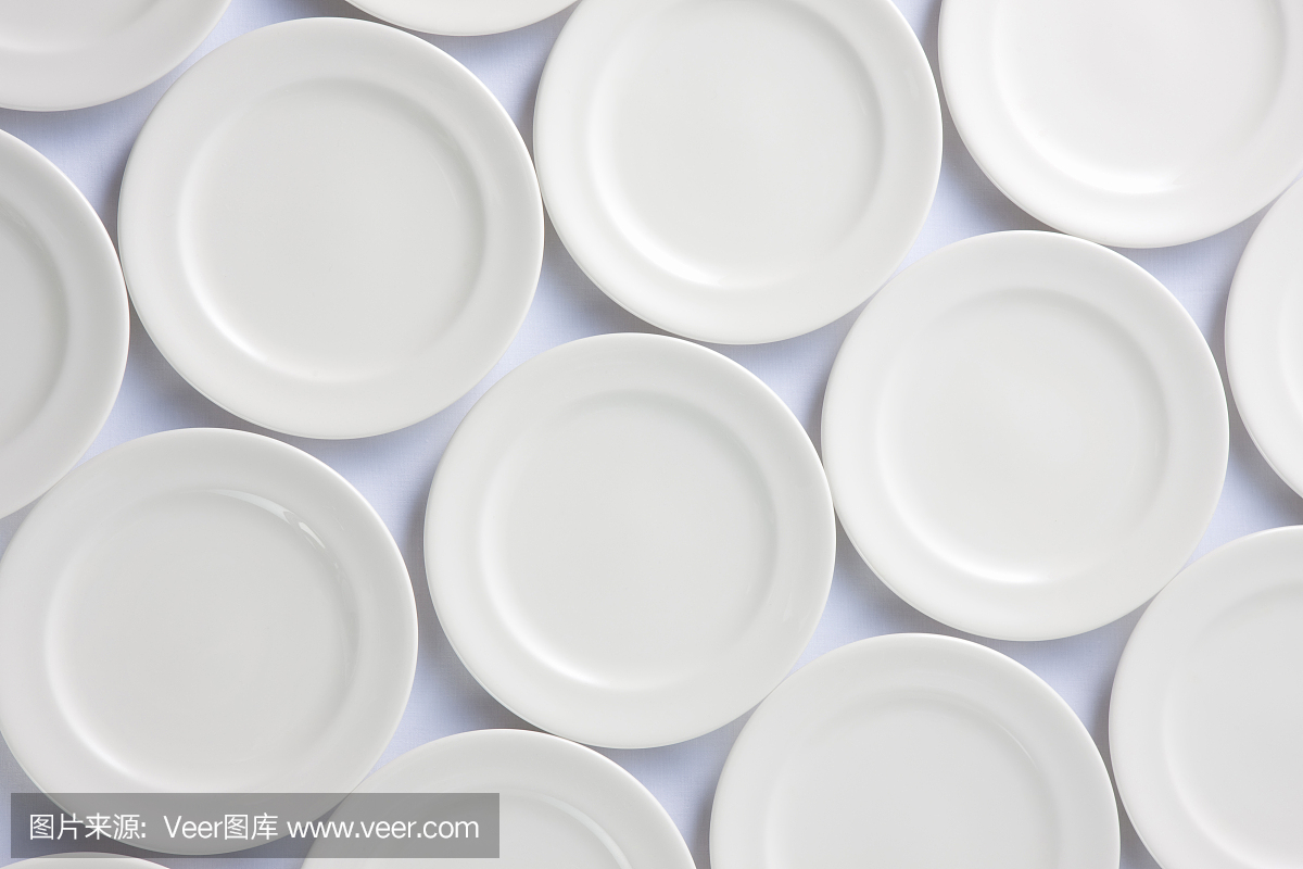 厨房每个盘子放什么菜