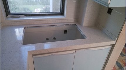 现在橱柜水盆柜用什么
