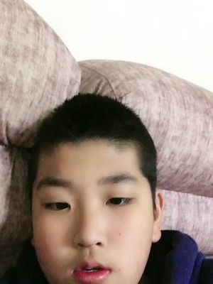 咽吐沫嗓子疼是怎么回事